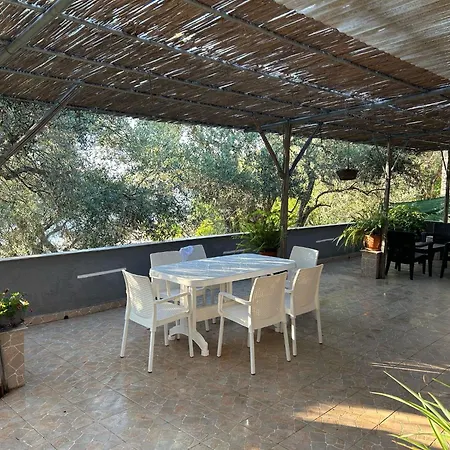 Holiday home Casa Privata Indipendente Polisi i Vogel