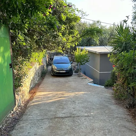 Casa Privata Indipendente Holiday home Polisi i Vogel