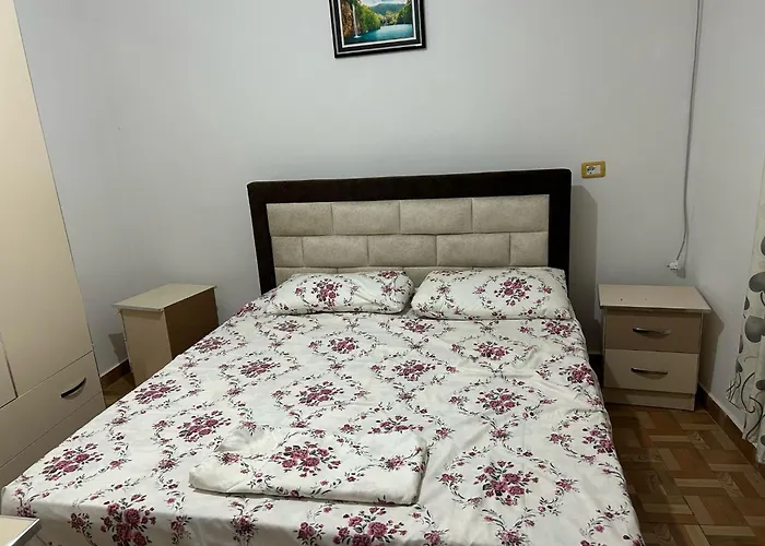 Casa Privata Indipendente * Polisi i Vogel